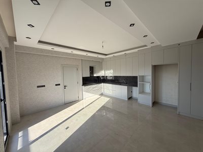 ŞEHİR HASTANESİNE YAKIN SIFIR 2+1 ULTRA LÜKS ARA KAT DAİRE