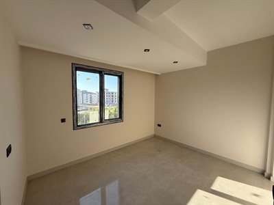 ŞEHİR HASTANESİNE YAKIN SIFIR 2+1 ULTRA LÜKS ARA KAT DAİRE