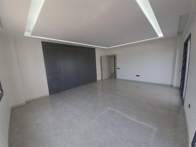 Landex'den Sıfır Lüks 3.5+1 Akıllı Ev 215m2 Havuzlu Otoparklı